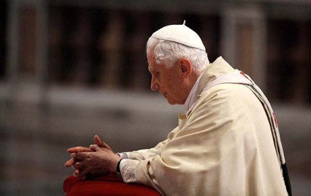 Pope_Benedict_XVI - 8