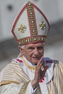 Pope_Benedict_XVI - 4